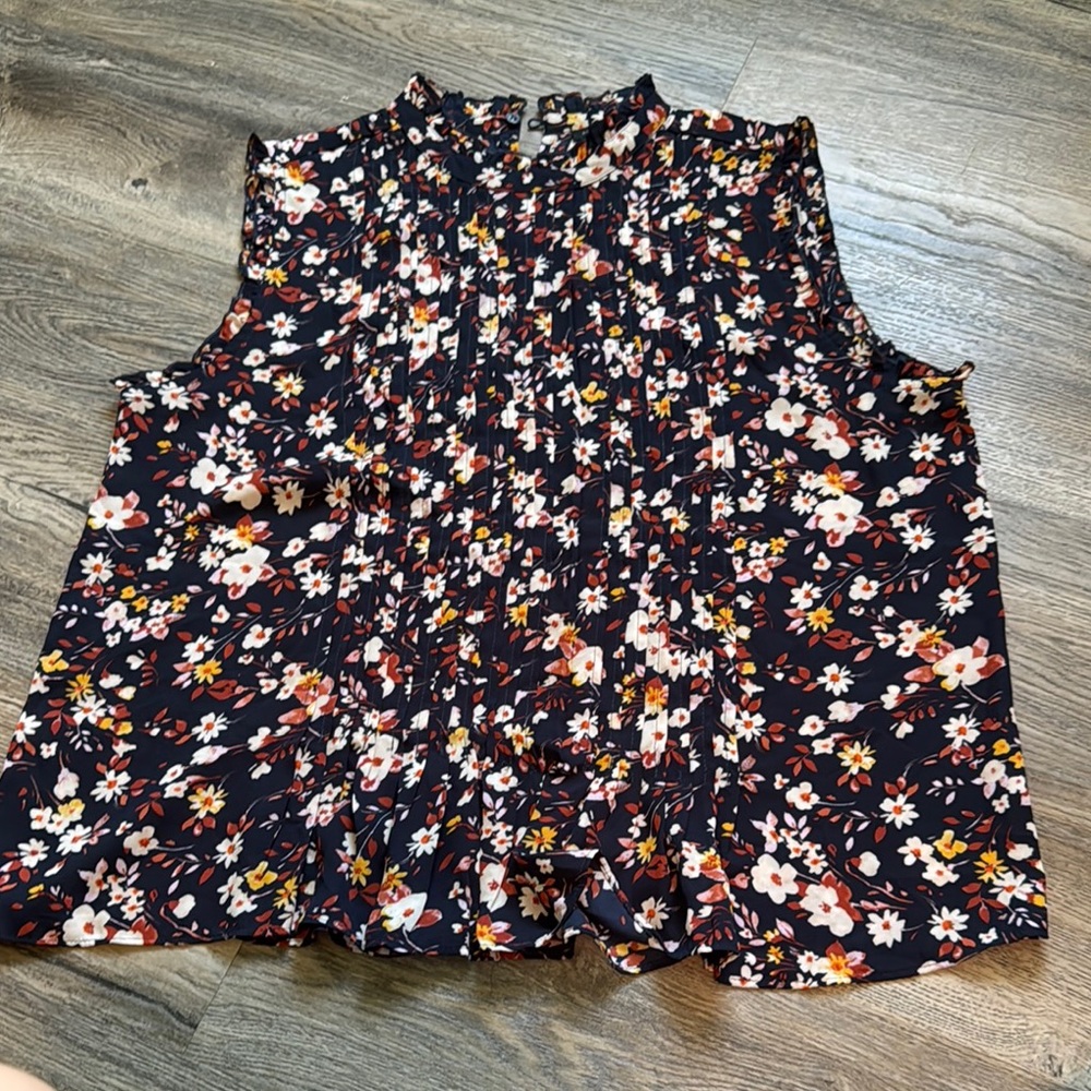 Ann Taylor Orange Red Sleeveless Blouse with Mandarin Collar